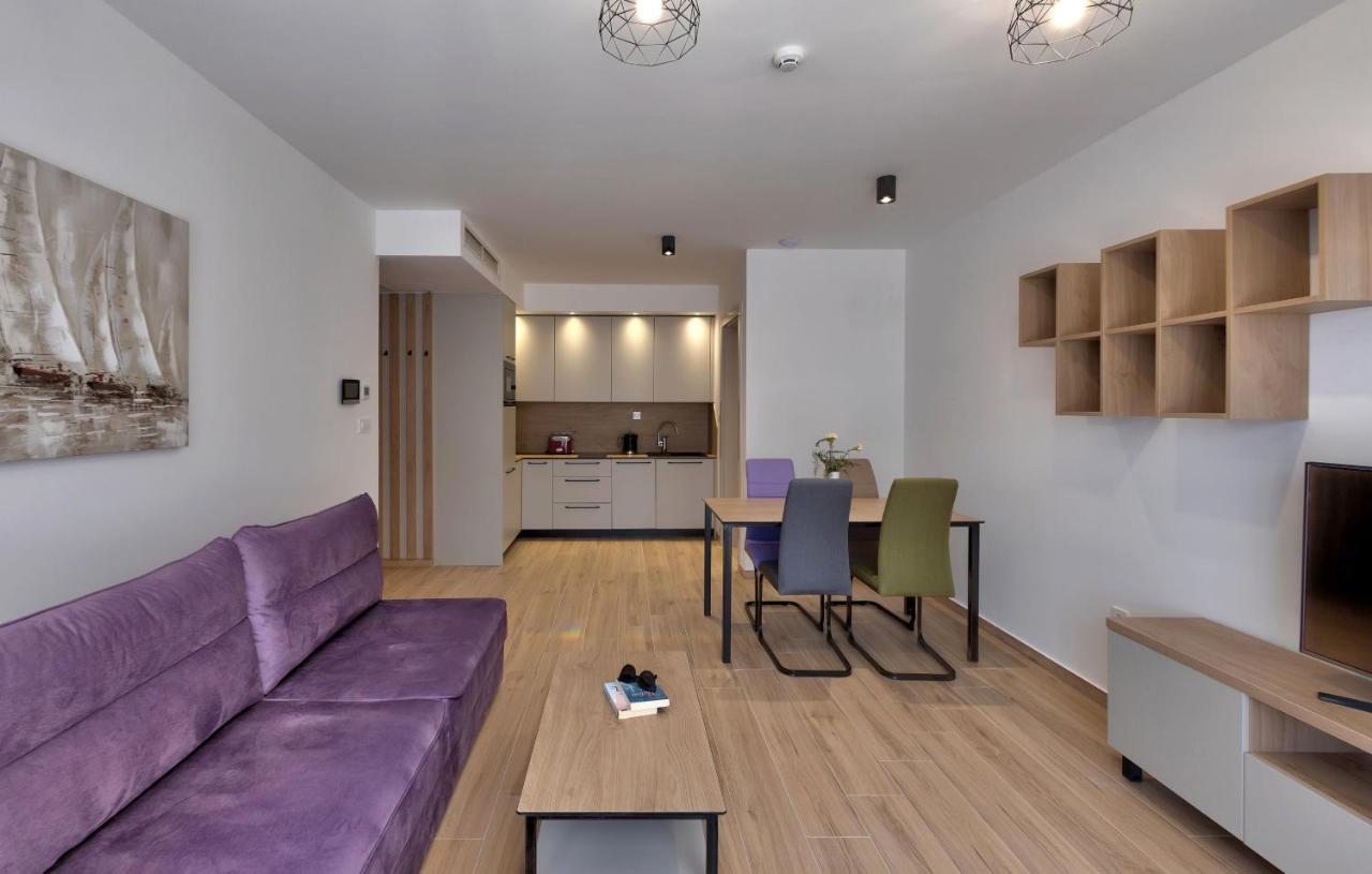 Apartments Amare Promajna Exterior foto
